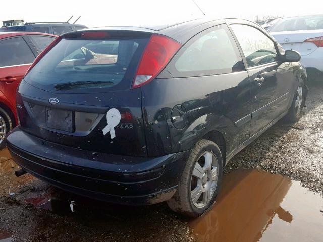 3FAFP31363R114367 - 2003 FORD FOCUS ZX3 BLACK photo 4