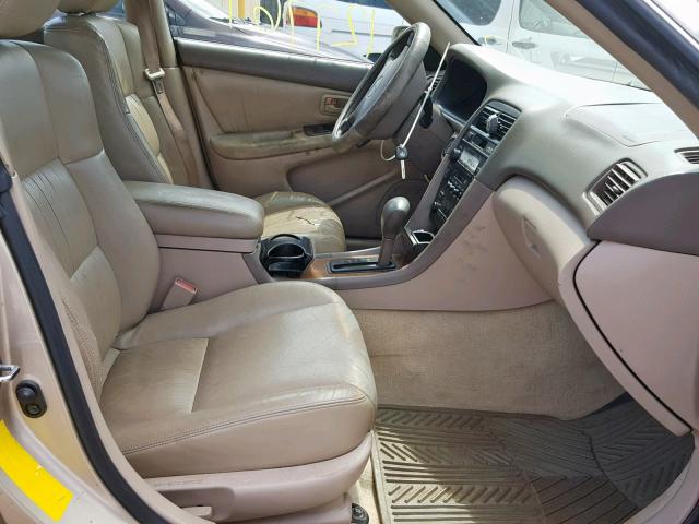 JT8BF28G3W0103960 - 1998 LEXUS ES 300 TAN photo 5