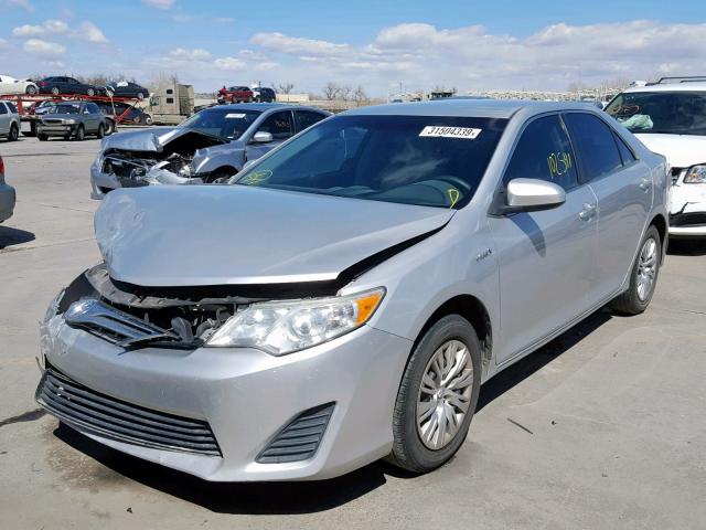 4T1BD1FK7EU129506 - 2014 TOYOTA CAMRY HYBR SILVER photo 2