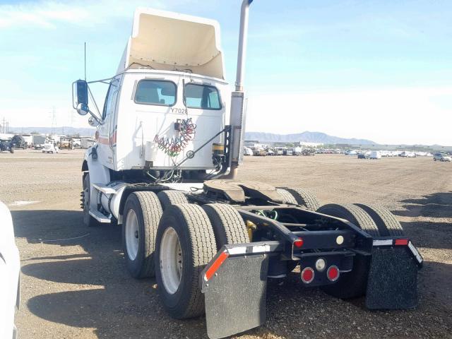 2FWJA3CV66AW47090 - 2006 STERLING TRUCK AT 9500 WHITE photo 3