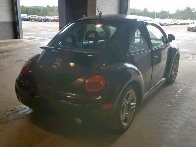3VWCC21C6XM446229 - 1999 VOLKSWAGEN NEW BEETLE შავი ფოტო 4
