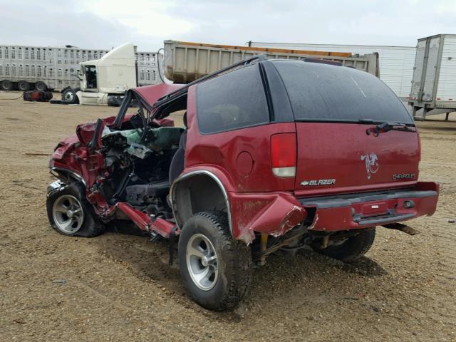 1GNDT13W71K205844 - 2001 CHEVROLET BLAZER RED photo 3