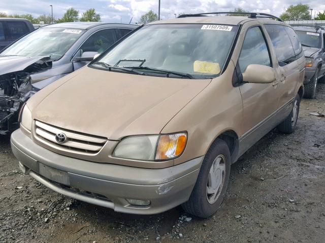 4T3ZF13C81U319676 - 2001 TOYOTA SIENNA LE GOLD photo 2