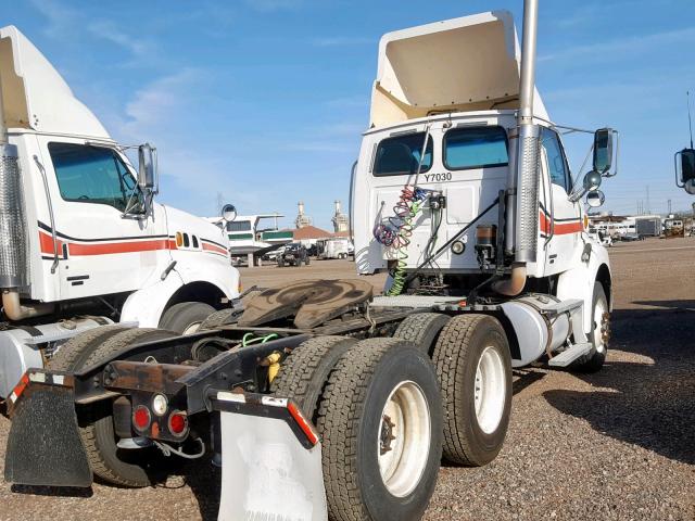 2FWJA3CV86AW47091 - 2006 STERLING TRUCK AT 9500 WHITE photo 4