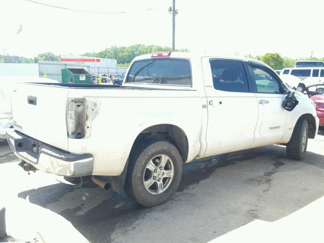 5TBEV58107S462043 - 2007 TOYOTA TUNDRA CRE WHITE photo 4