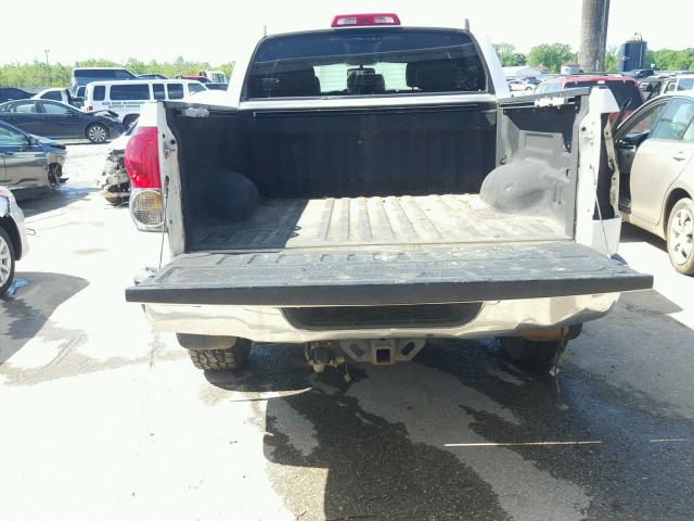 5TBEV58107S462043 - 2007 TOYOTA TUNDRA CRE WHITE photo 9