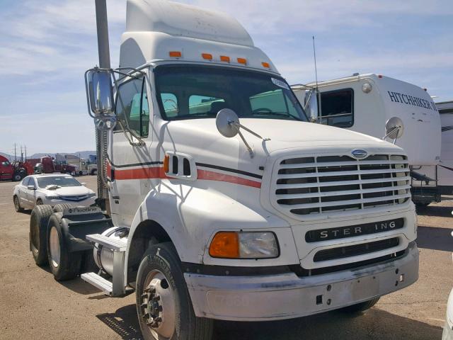 2FWJA3CV67AY16008 - 2007 STERLING TRUCK AT 9500 WHITE photo 1