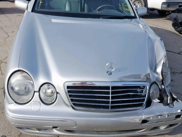 WDBJF82J2YX035874 - 2000 MERCEDES-BENZ E 320 4MAT SILVER photo 7