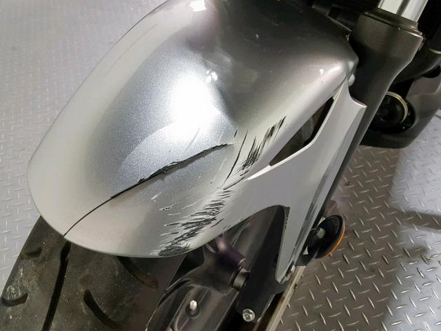 JH2RC6801FK100120 - 2015 HONDA CTX700 N GRAY photo 14