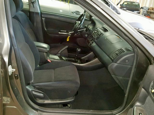 4T1BE32K52U637614 - 2002 TOYOTA CAMRY LE GRAY photo 5
