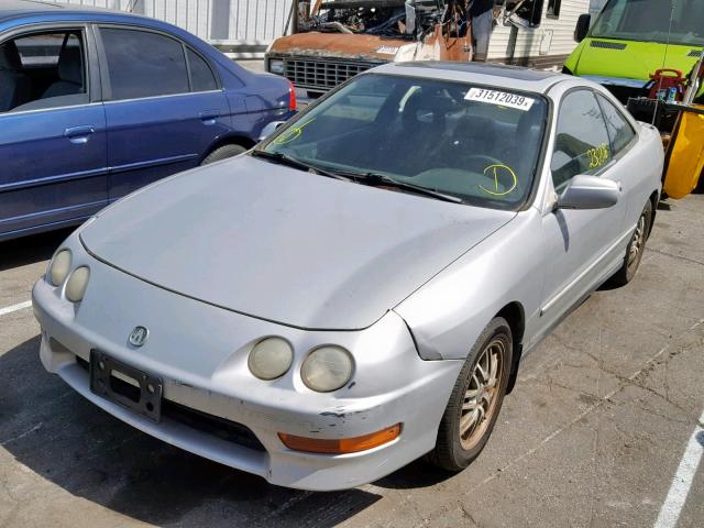 JH4DC4453YS015225 - 2000 ACURA INTEGRA LS SILVER photo 2