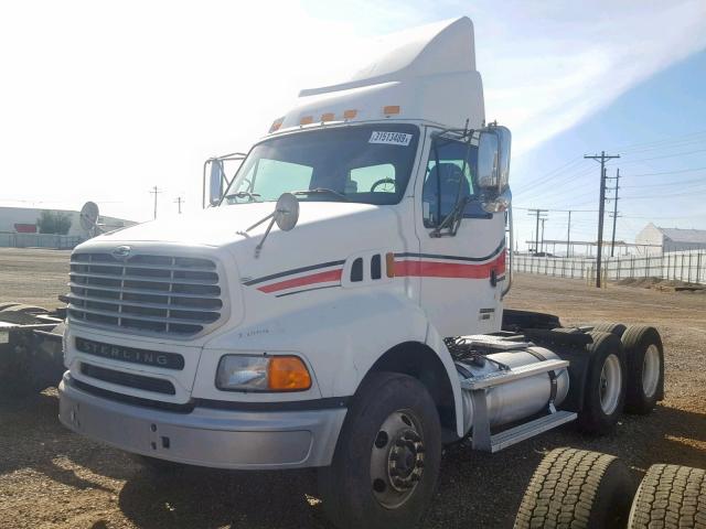 2FWJA3CV56AW47016 - 2006 STERLING TRUCK AT 9500 WHITE photo 2