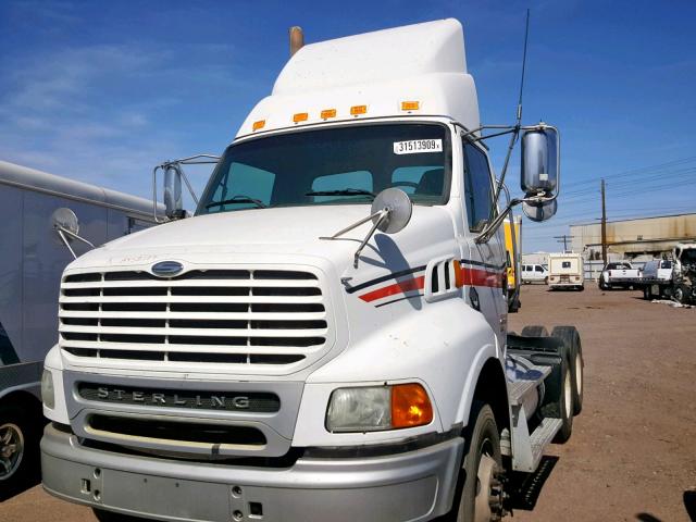 2FWJA3CV87AY58177 - 2007 STERLING TRUCK AT 9500 WHITE photo 2