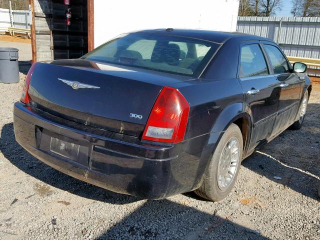 2C3LA43R86H282019 - 2006 CHRYSLER 300 BLACK photo 4