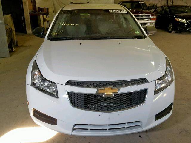 1G1PC5SH4C7238797 - 2012 CHEVROLET CRUZE LS WHITE photo 9