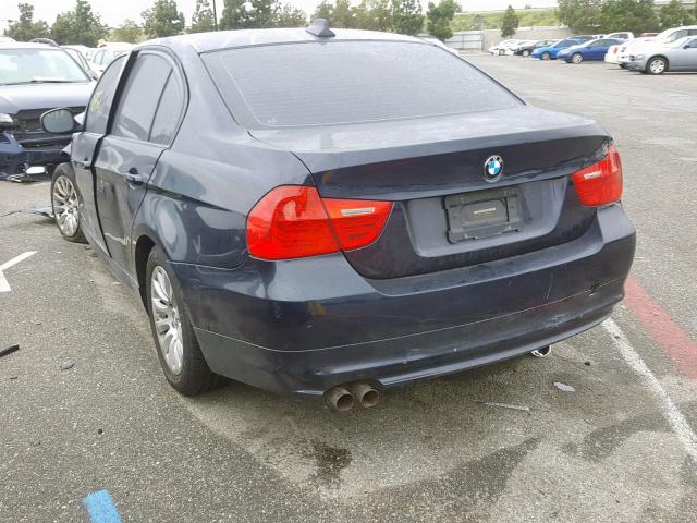 WBAPH53589A435445 - 2009 BMW 328 I SULE BLUE photo 3