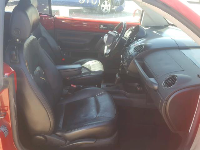 3VWSG31Y76M322275 - 2006 VOLKSWAGEN NEW BEETLE წითელი ფოტო 5