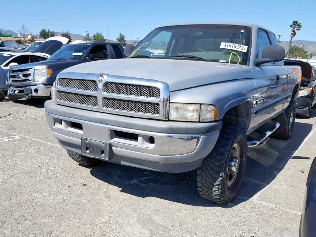 1B7KF23W7WJ236733 - 1998 DODGE RAM 2500 SILVER photo 2