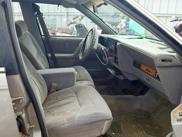 1G4AG5543S6500478 - 1996 BUICK CENTURY BROWN photo 5