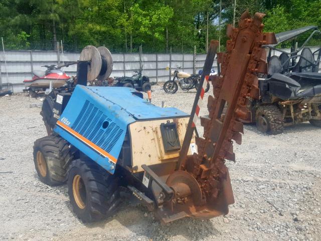 4Y0292 - 2004 DITCH WITCH 410SX BLUE photo 1