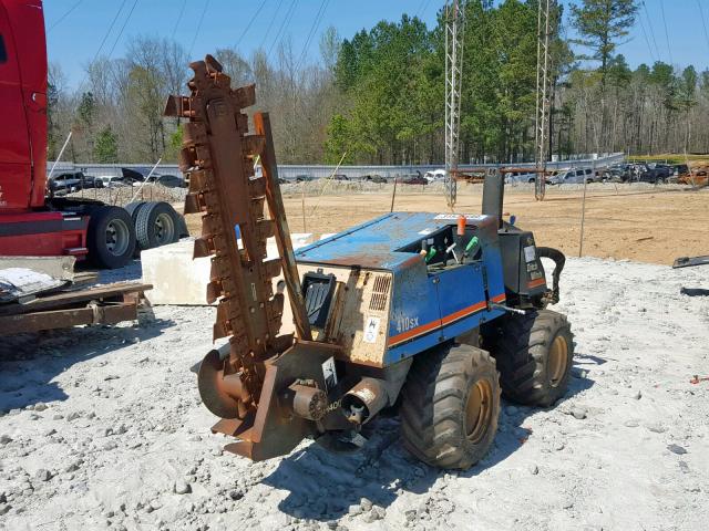 4S0331 - 1999 DITCH WITCH 410SX BLUE photo 2