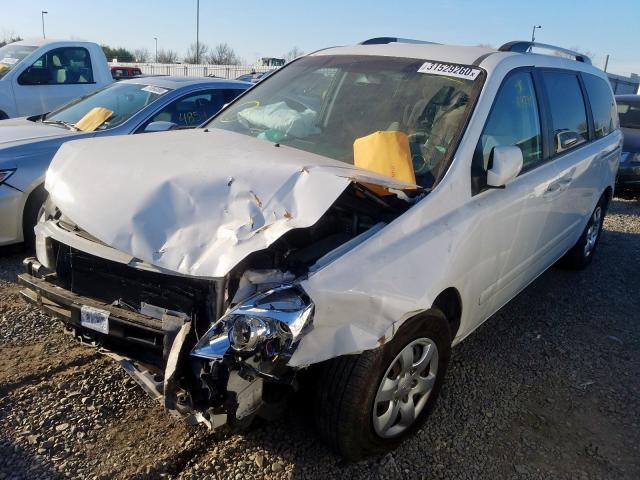 KNDMG4C32A6342249 - 2010 KIA SEDONA LX  photo 2