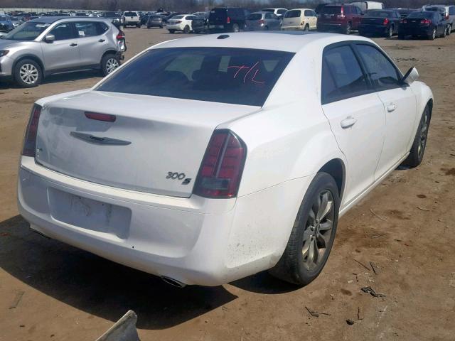 2C3CCAGT9EH222537 - 2014 CHRYSLER 300 S WHITE photo 4