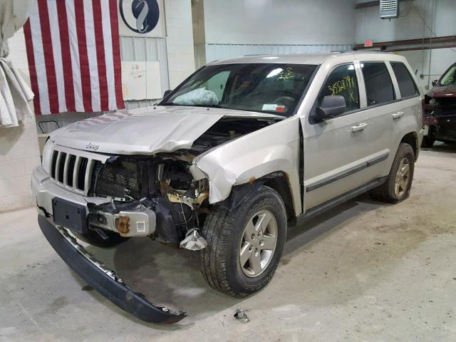 1J8GR48K57C679489 - 2007 JEEP GRAND CHER TAN photo 2