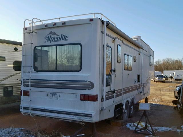 1W53ATR24VY027764 - 1997 OTHER 5TH WHEEL WHITE photo 4