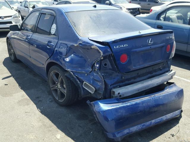 JTHBD192520059876 - 2002 LEXUS IS 300 BLUE photo 3