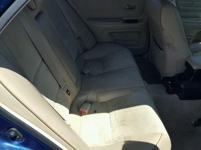 JTHBD192520059876 - 2002 LEXUS IS 300 BLUE photo 6