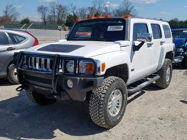 5GTDN13E678201860 - 2007 HUMMER H3 WHITE photo 2