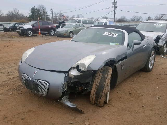 1G2MB33B86Y102378 - 2006 PONTIAC SOLSTICE GRAY photo 2