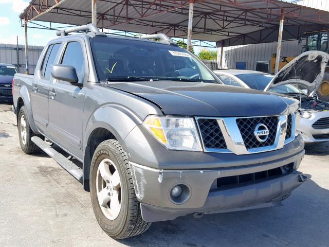 1N6AD07U47C443405 - 2007 NISSAN FRONTIER C GRAY photo 1