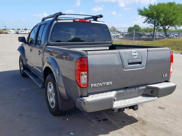 1N6AD07U47C443405 - 2007 NISSAN FRONTIER C GRAY photo 3