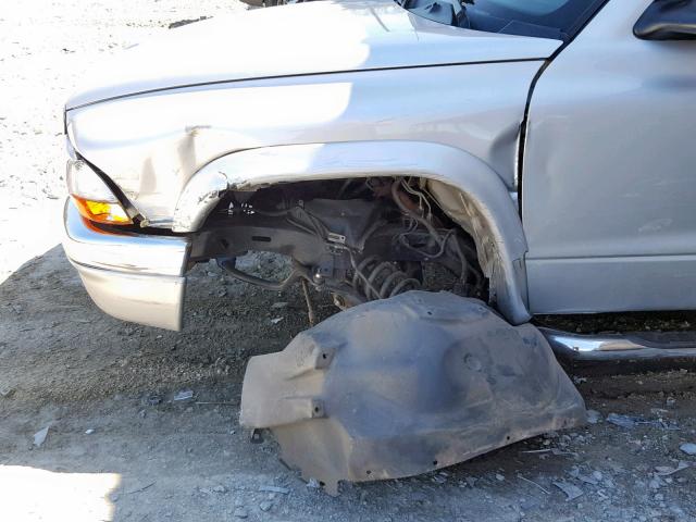 1D7HL48N74S639591 - 2004 DODGE DAKOTA QUA SILVER photo 9