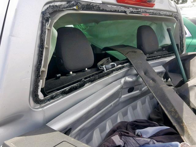 1GCGSCEN4J1263716 - 2018 CHEVROLET COLORADO L SILVER photo 10