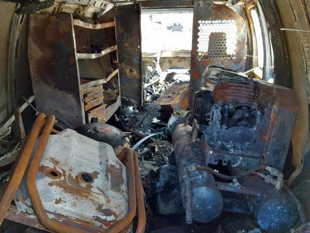 1GTEG15X431225713 - 2003 GMC SAVANA G15 BURN photo 6