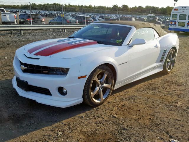 2G1FK3DJ6D9160462 - 2013 CHEVROLET CAMARO 2SS WHITE photo 2