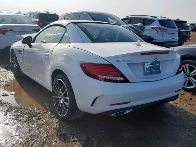 WDDPK3JA3JF155938 - 2018 MERCEDES-BENZ SLC 300 WHITE photo 3