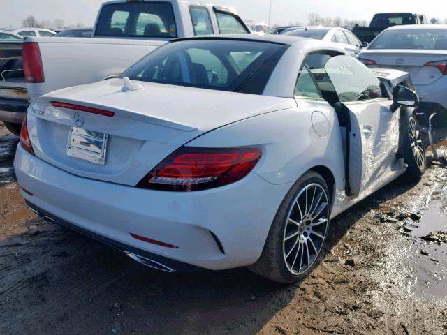 WDDPK3JA3JF155938 - 2018 MERCEDES-BENZ SLC 300 WHITE photo 4