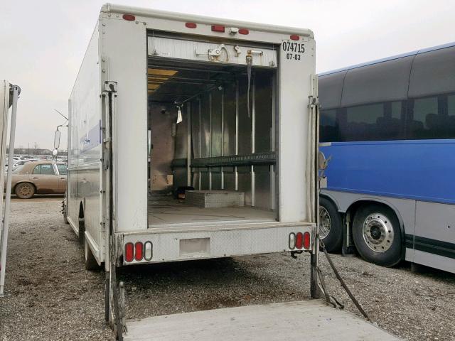 4UZAAPCP77CY24715 - 2007 FREIGHTLINER CHASSIS M WHITE photo 3