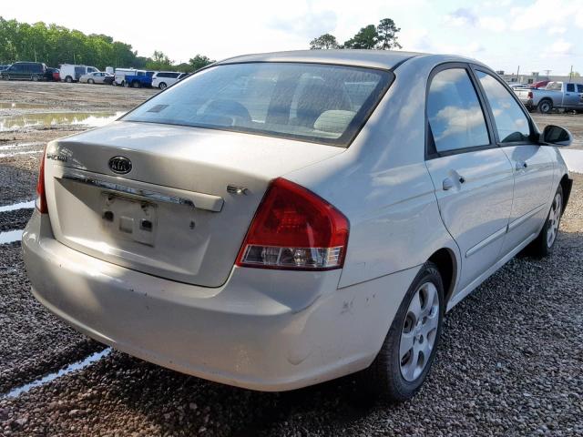 KNAFE221795662118 - 2009 KIA SPECTRA EX WHITE photo 4