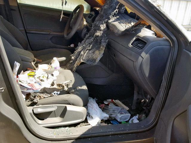 3VW2K7AJ4DM295123 - 2013 VOLKSWAGEN JETTA BASE 黑色 照片 5