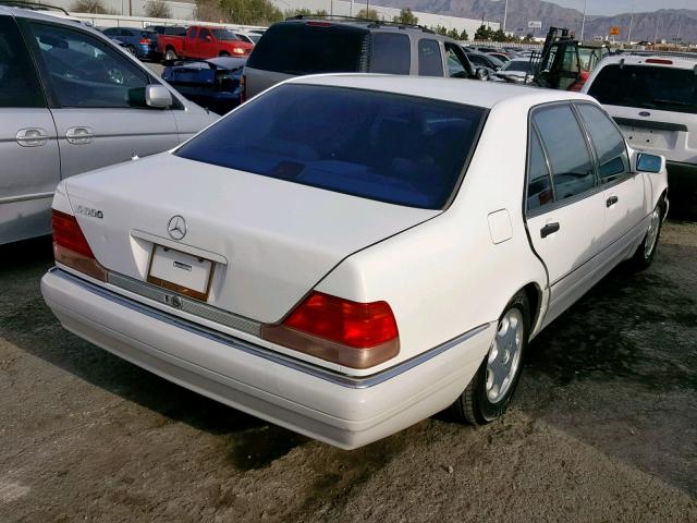 WDBGA51E3SA270855 - 1995 MERCEDES-BENZ S 500 WHITE photo 4