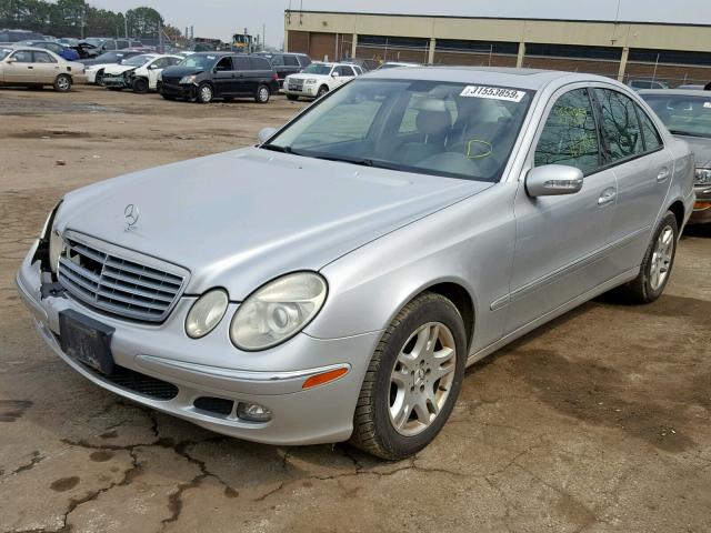 WDBUF65J95A705044 - 2005 MERCEDES-BENZ E 320 SILVER photo 2