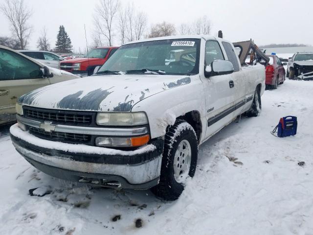 2GCEC19T1Y1108756 - 2000 CHEVROLET SILVERADO C1500  photo 2