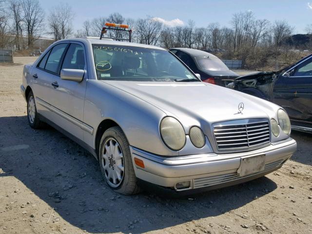 WDBJF65H0XA827908 - 1999 MERCEDES-BENZ E 320 SILVER photo 1