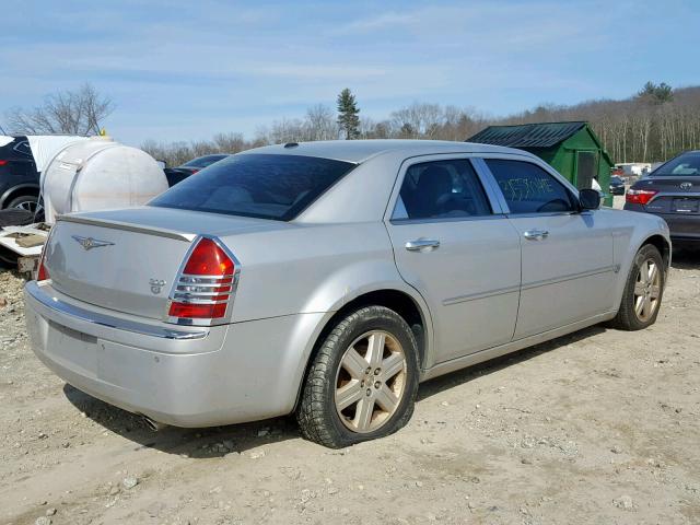 2C3LK63HX6H336002 - 2006 CHRYSLER 300C SILVER photo 4