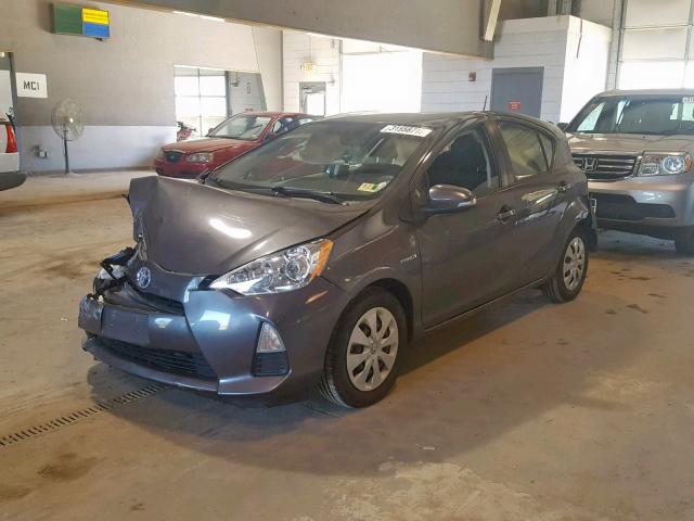 JTDKDTB32C1515120 - 2012 TOYOTA PRIUS C GRAY photo 2